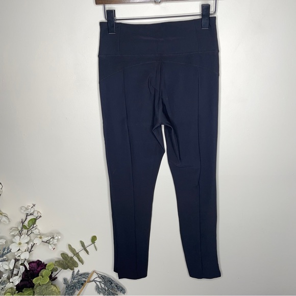 ATHLETA Stellar Crop Pants High Rise Black {JJ31} - Picture 3 of 6